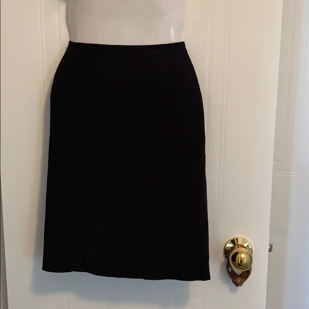 Tristan & Iseut Black Skirt